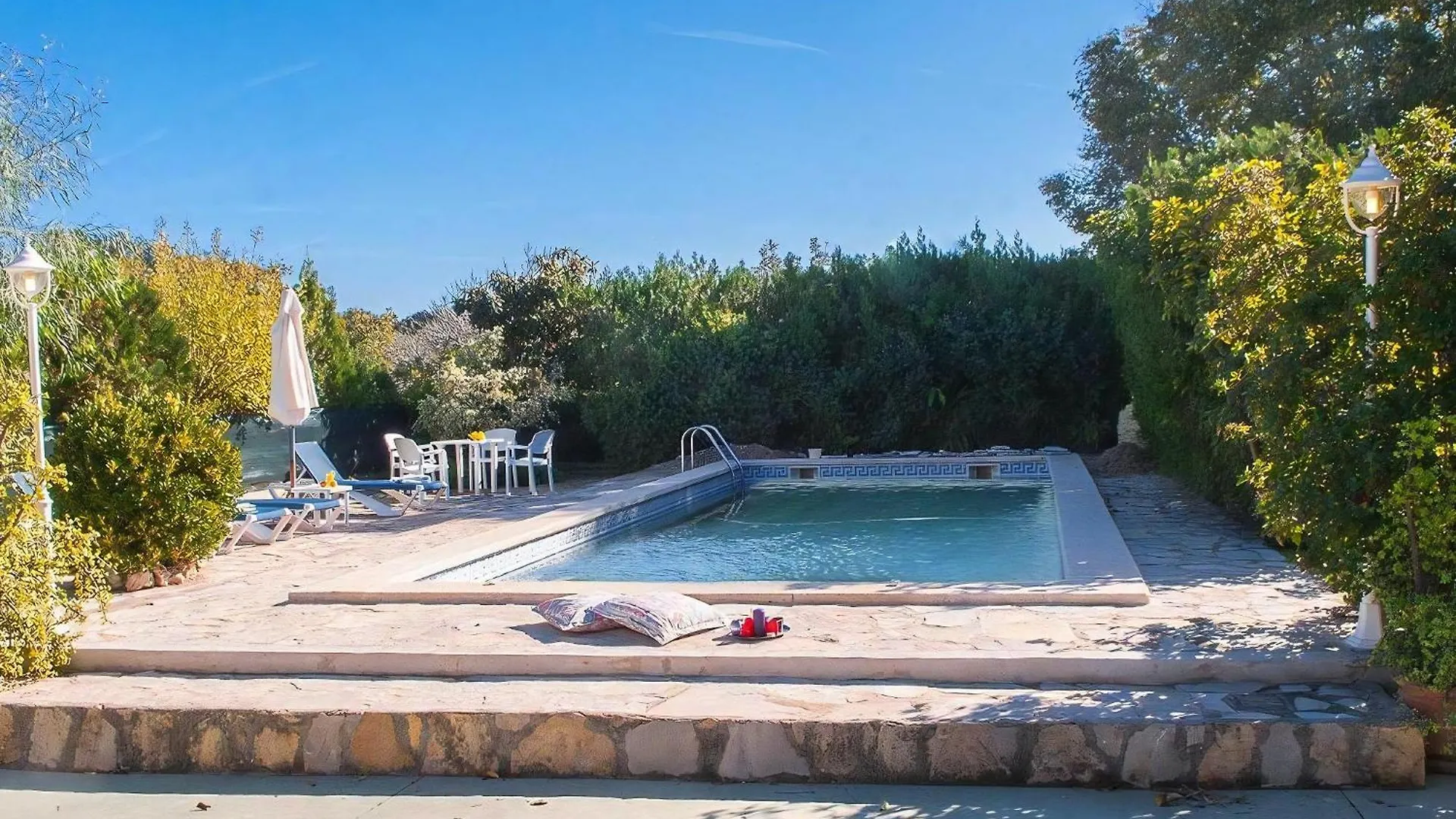 Can Buger - Cosy 3 Bedroom Villa With Private Pool And Ac 0*,