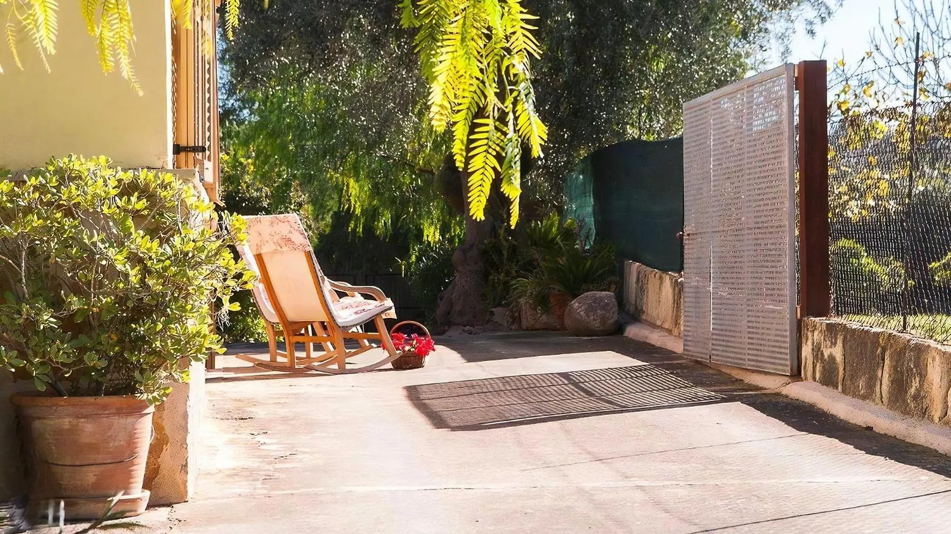Can Buger - Cosy 3 Bedroom Villa With Private Pool And Ac 0*,  İspanya